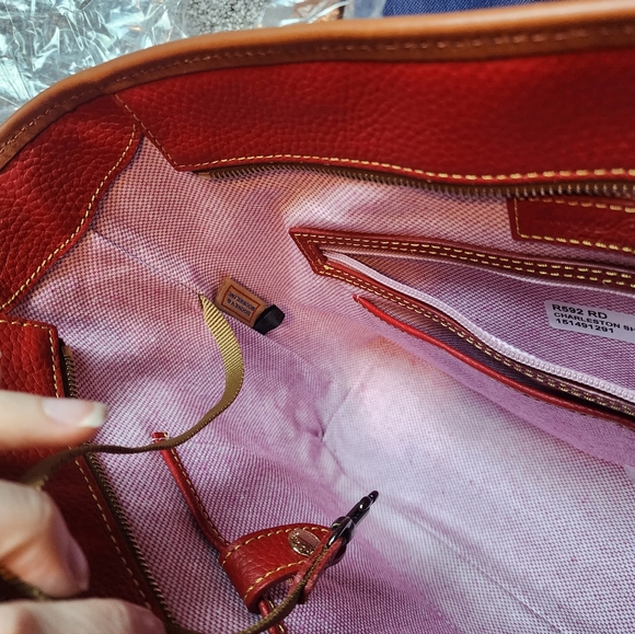 NWT Dooney & Bourke Pebble Leather Charleston Shopper in red with authenticity - Picture 9 of 11